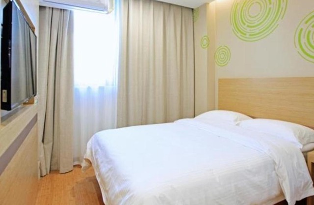 GreenTree Inn Anqing Duxiu Avenue Greenland Metropolis Express Hotel