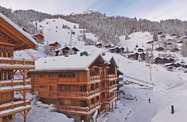 Grimentz - Superb Penthouse, Best Location, Ski-In/Out, Next To Piste & Village!