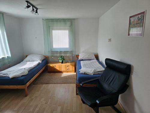 Große Ferienwohnung mit Küche in Besigheim