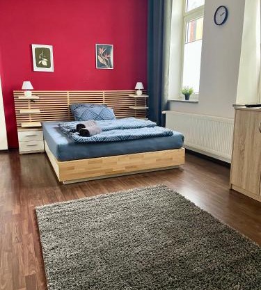 Großes 1 Zimmer Apartment