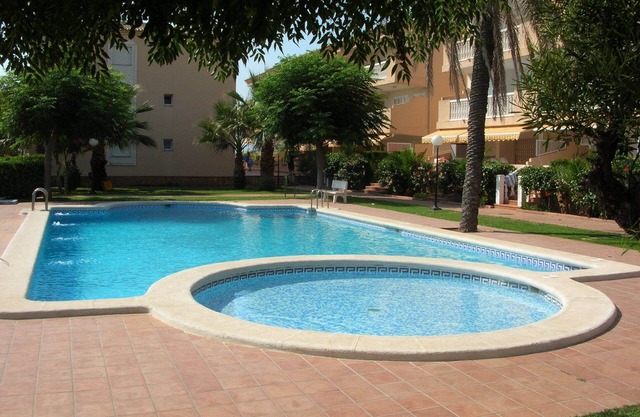 Ground floor apartment 50 metres from the beach