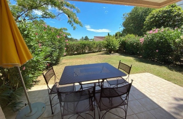 Ground floor with garden Baillargues