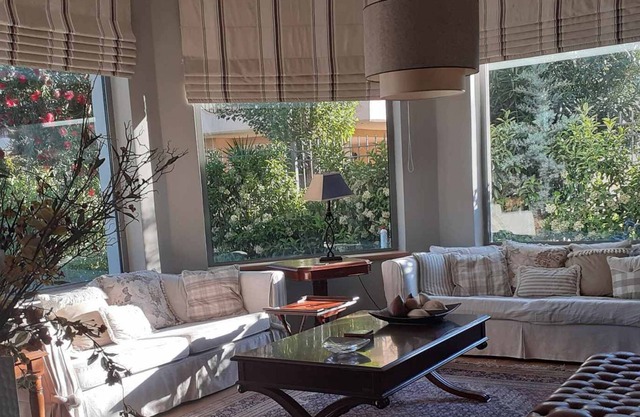 groundfloor independent flat with its own garden 2 kilom from the sea