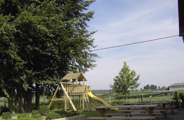 Group accommodation consisting of three apartments, therefore guaranteeing privacy and cosiness.
