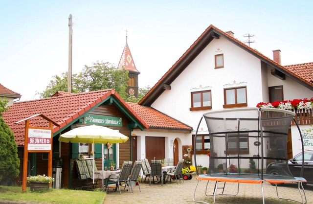 Group holiday apartment "Dorfglück", 180sqm, garden, balcony, 3 bedrooms, 1 multi-bed room, max. 13 people