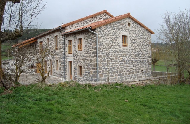 Group rural lodging - 3 ears "L'estaou" - 15 persons (19 beds)