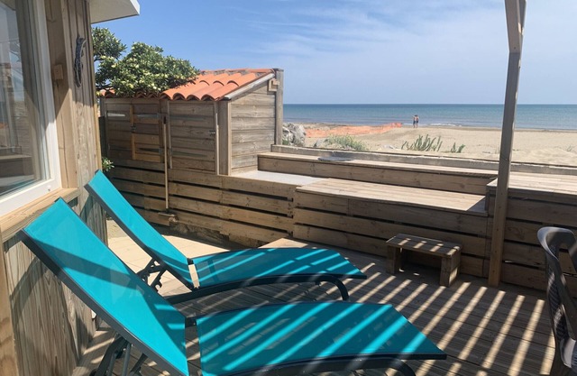 Gruissan, AC T3 beachfront, terrace, 4 pers