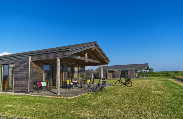 Gud Jard Lodge No. 22 - designer holiday home (22) with exclusive furnishings