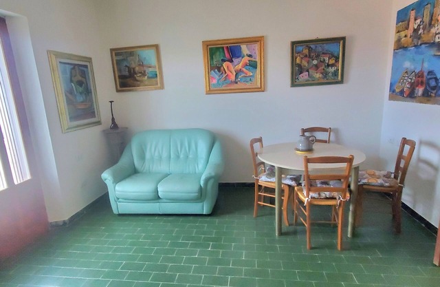 Guest House Gloria is located in Sant'Antonio di Gallura