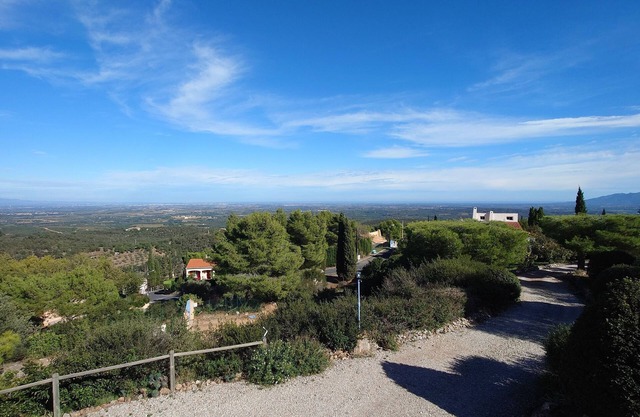 Guest house with swimming pool and panoramic view