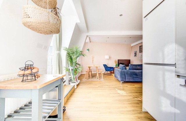 GuestReady - Chic retreat in Kingston upon Thames