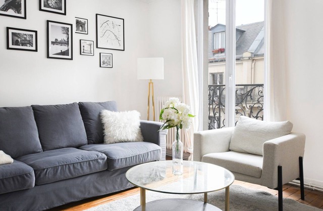 GuestReady - Bright and Spacious Duplex in 5th Arr