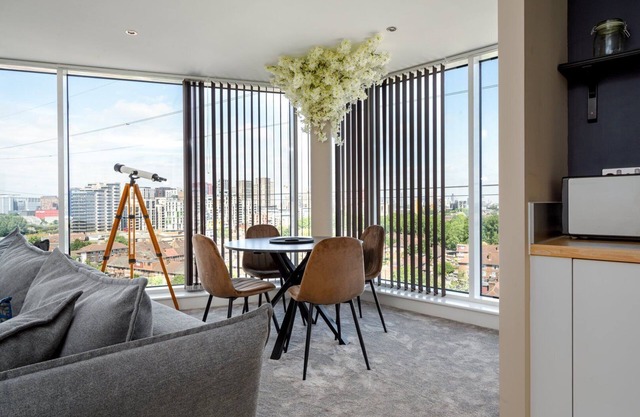 GuestReady - London's Elegant Escape