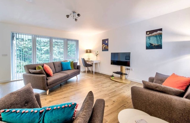 GuestReady - Stylish 2 Bed Apartment, With Easy Access To The City Centre