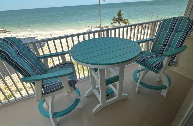 Gulf Front Condo completely remodeled ,100 steps to the beach.