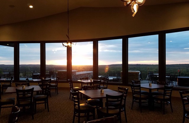 Gull Lake View Golf Resort