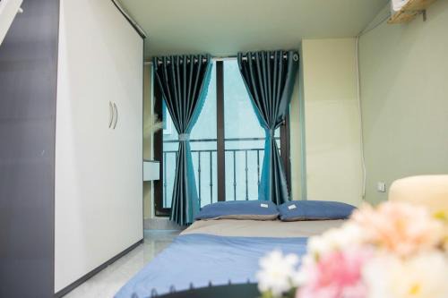 Hóng Homestay - 20 Hồ Tùng Mậu
