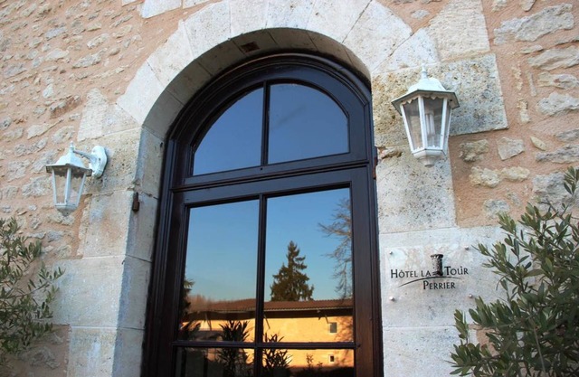 Hôtel la Tour Perrier