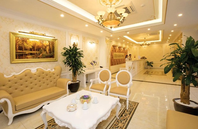 Hùng Mạnh Plaza Hotel