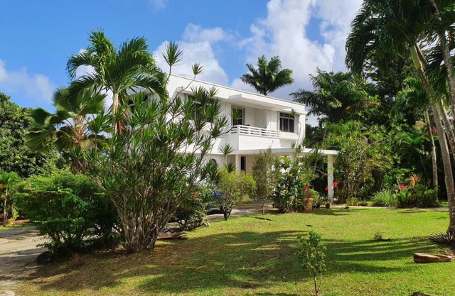 Habitation Villa Les Cassias