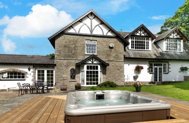 Hafod Ganol Farm in Pontypridd