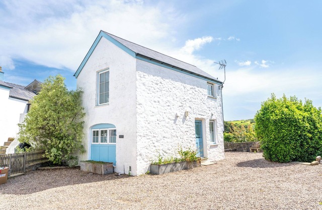 Hafod, Holiday Cottage Manorbier, Sleeps 5, 2 bedrooms, bathrooms