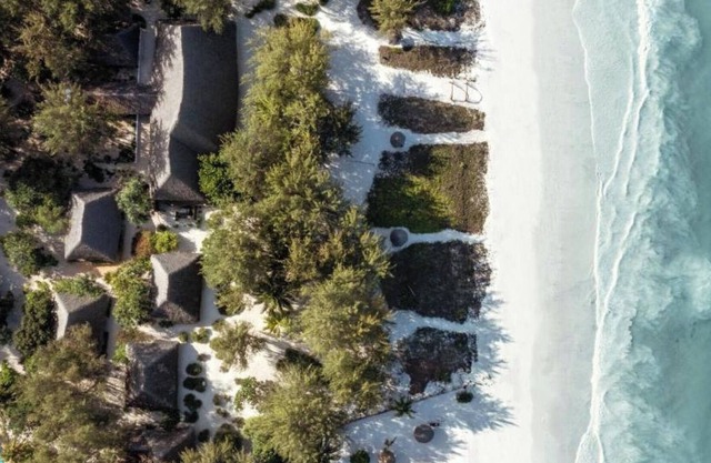 Hakuna Majiwe Beach Lodge no0302