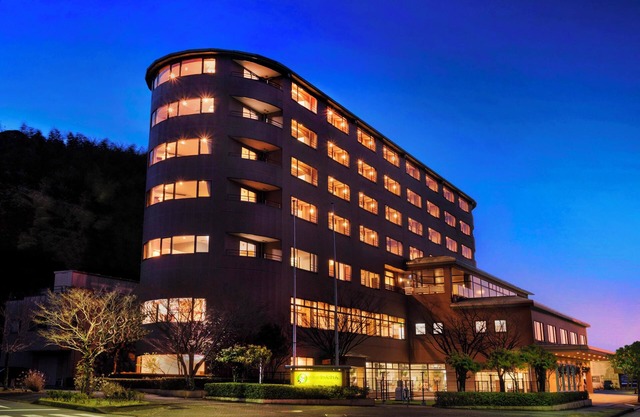 Hamanako Wanwan Paradise Hotel