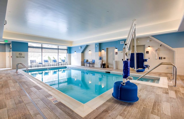 Hampton Inn & Suites Boston/Waltham