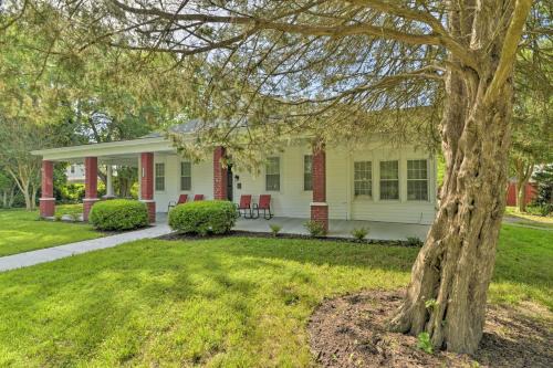 Hampton Sanctuary with Fire Pit and Fenced Yard!