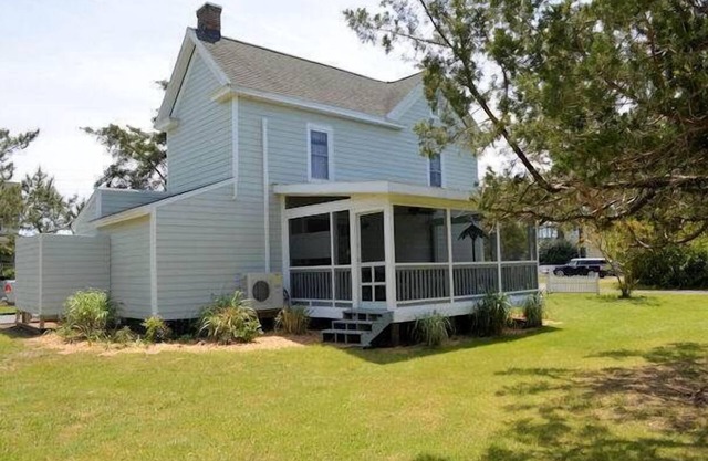 Hancock House -Single Family Home - Screened Porch, NO LINENS PROVIDED