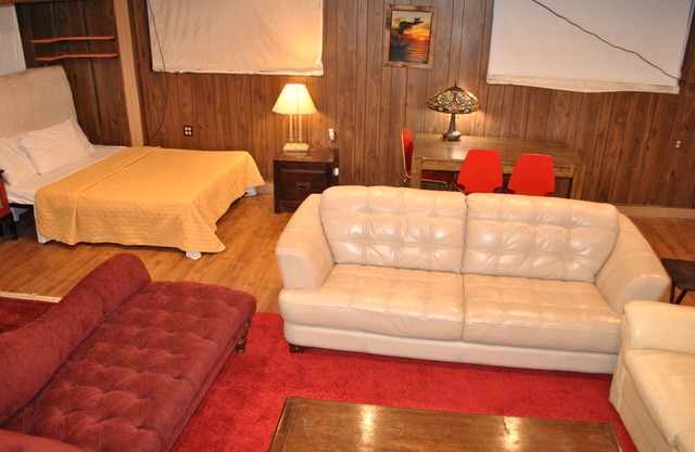 HANSBURY BASEMENT APARTMENT NEWARK NJ