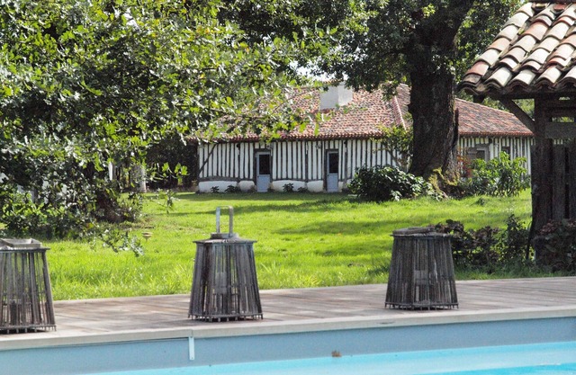 Happiness! Comfortable with jaccuzi surrounded by nature