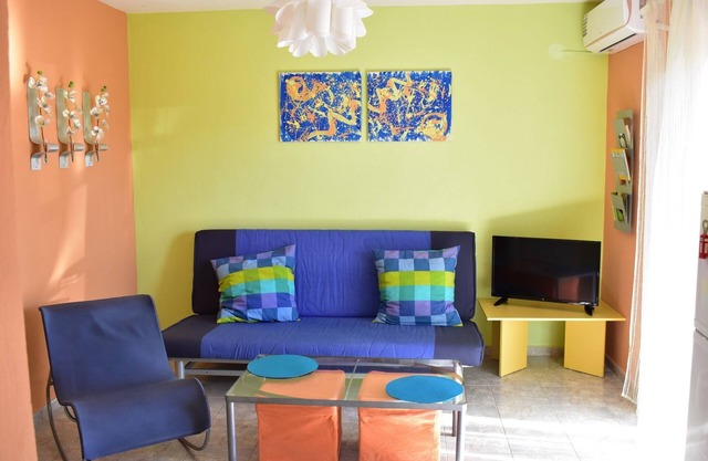 Happy color apartment Kallithea Chalkidiki