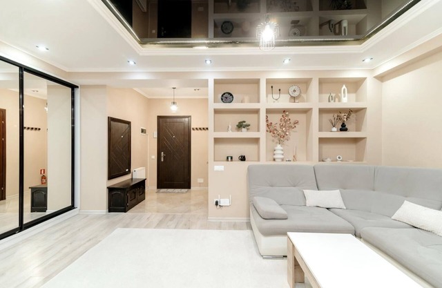 Happy Residence