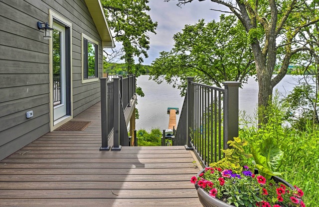 ‘Happy’s Haven’ Cabin w/Gas Grill & Fire Pit!