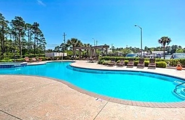Harbor Landing - Water Views! Two Bedroom - Two Bathroom Condo in Ocean Springs!
