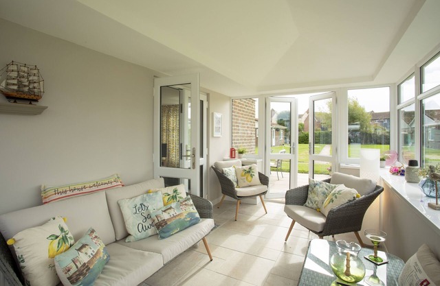 Harbour cottage sleeps 4 Nr. marina. Free parking.