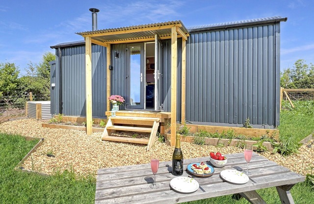 Hares Hideaway Shepherd's Hut, North Molton