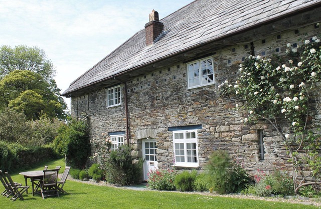 HARRY, pet friendly, country holiday cottage in Blisland
