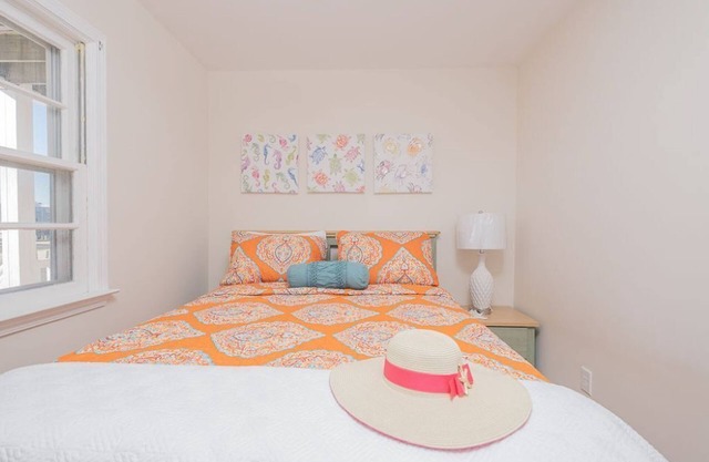 Harvey Cedars Duplex on Bayside Lagoon - 1st Floor