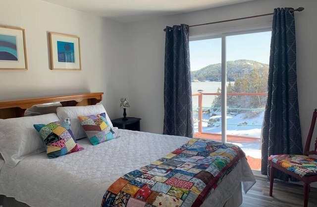 Hatchet Harbour Vacation Home