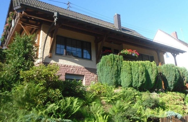Haus Doris (view to the castle), Weis - apartment/apartment, shower, toilet, balcony