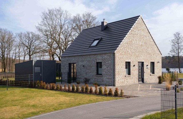 Haus Seerose direkt am Harkebrügger See Neubau!