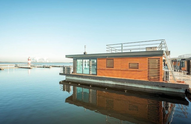 Hausboot für 4 Gäste mit 45m² in Klitten