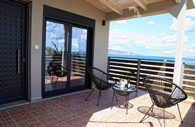 Havana 2 sea and pool View Luxury Apartment