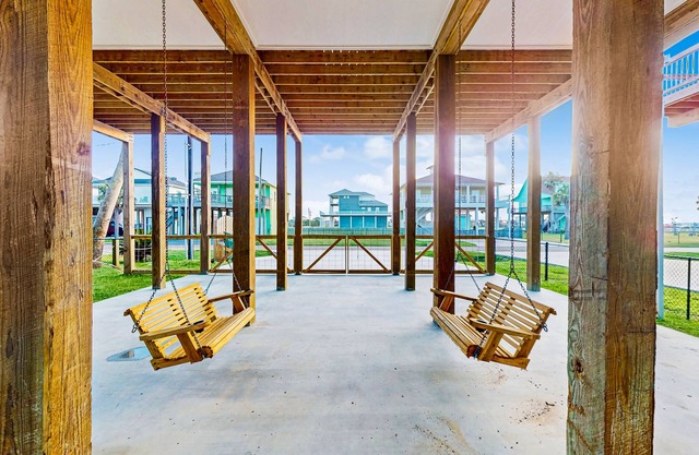 Haven | Gulf Views | Cargo Lift | Large Deck