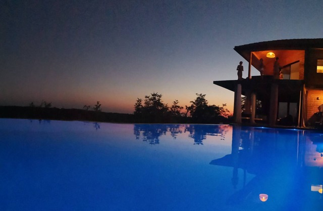 Haven of peace in the countryside for 8 people