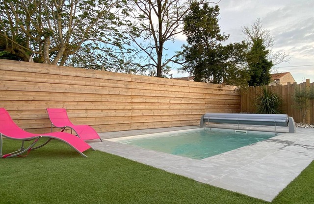 Havre de Paix with Private Heated Pool - Ideal Family or Friends Stay