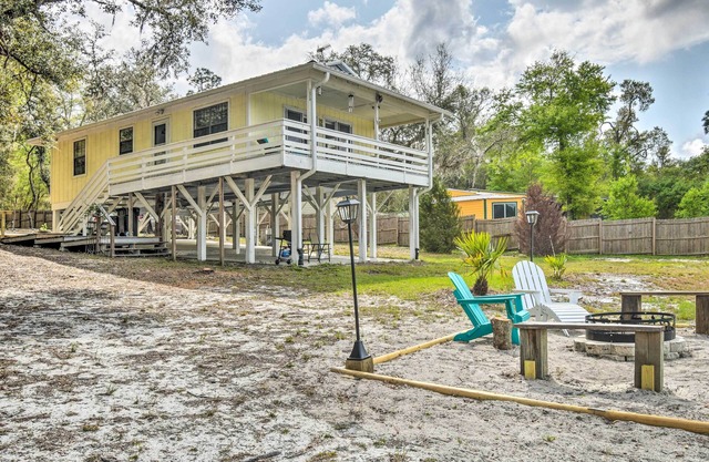 Hawthorne Hideaway w/Waterfront Fire Pit!